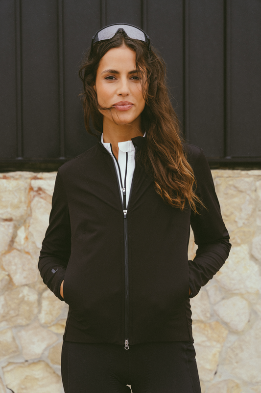 Momentum-Jacket-Black-Hover.png