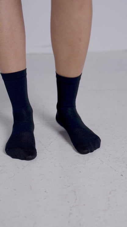 Essential Non-Slip Socks - Black